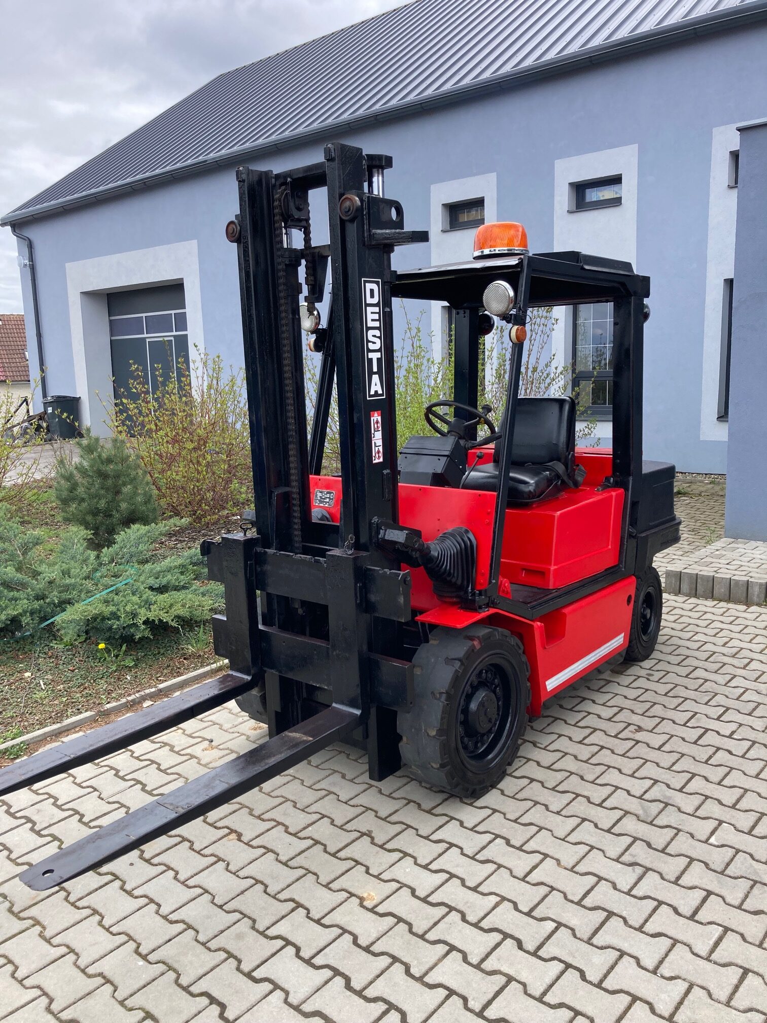 Desta DV 35B